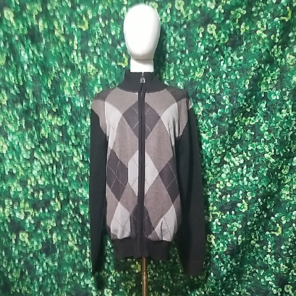 Argyle Zip-Up Sweater in Black and Gray